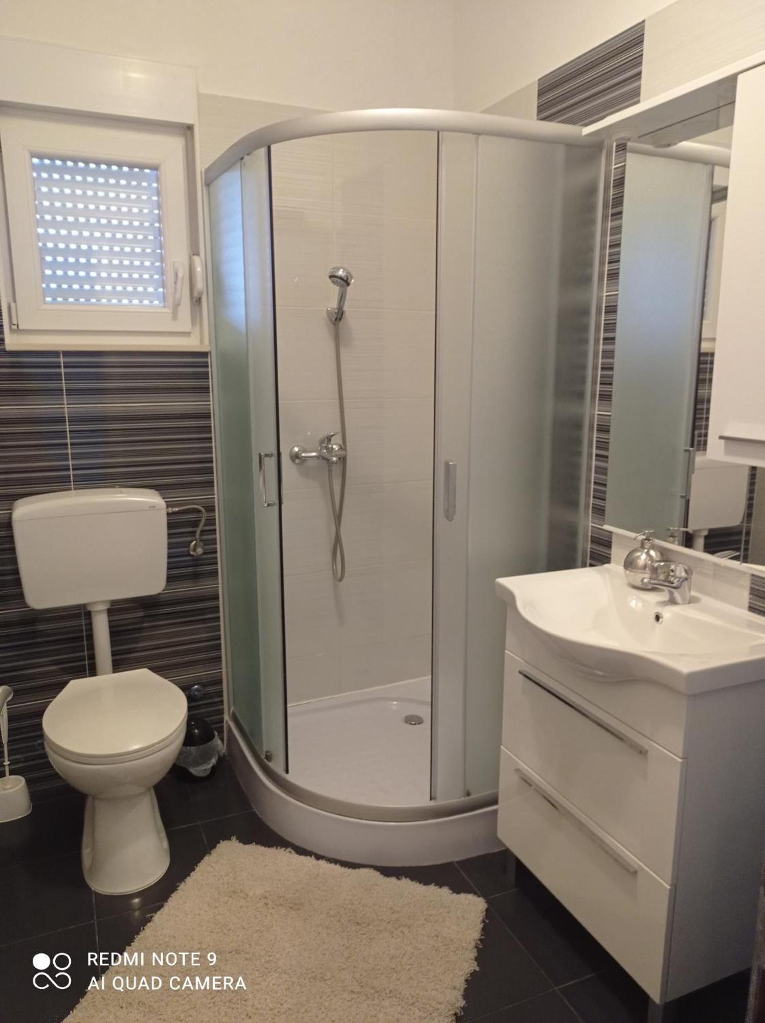 Apartmani Gaga Бибинє Екстер'єр фото